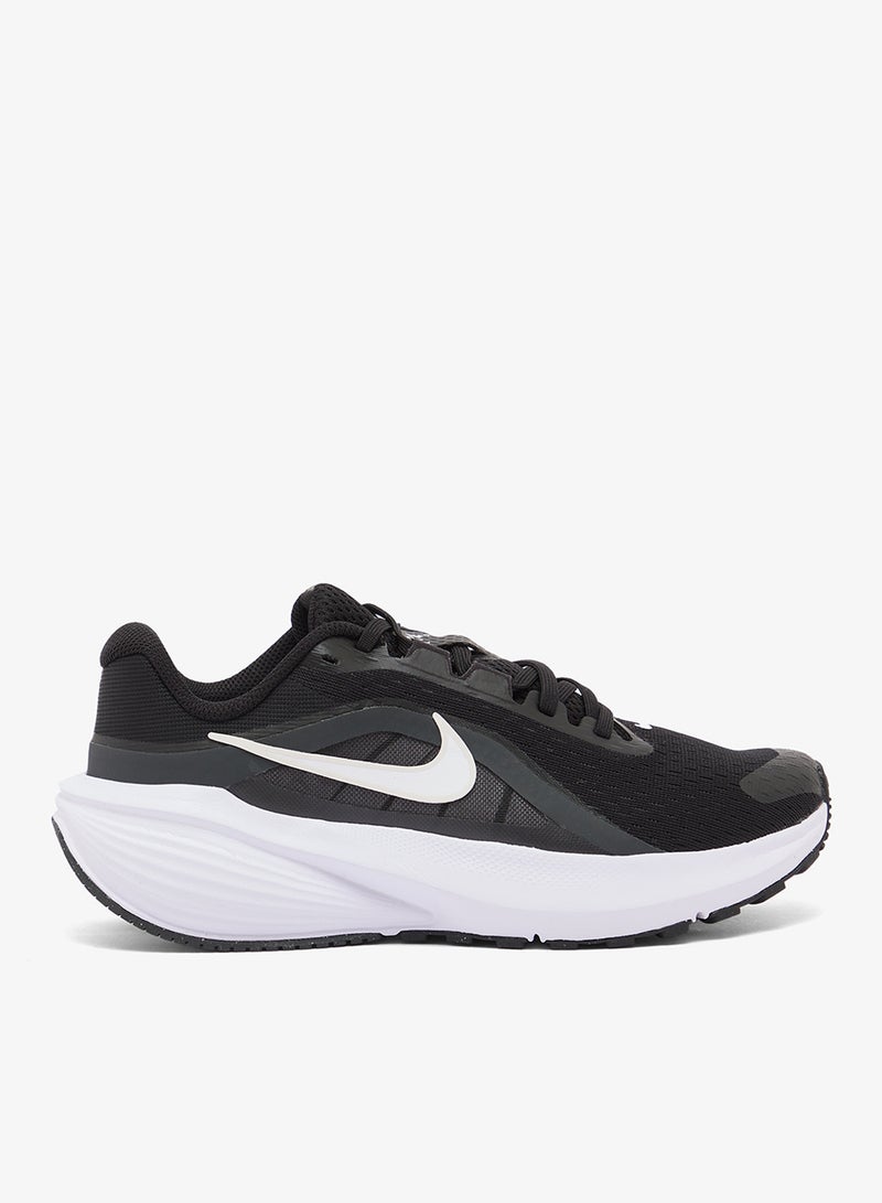 Nike Downshifter 14 - Image 1